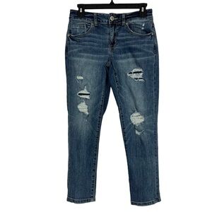 MAURICES Junior Women’s Blue Jeans Sz 1/2 Distressed Ripped & Torn Stretch